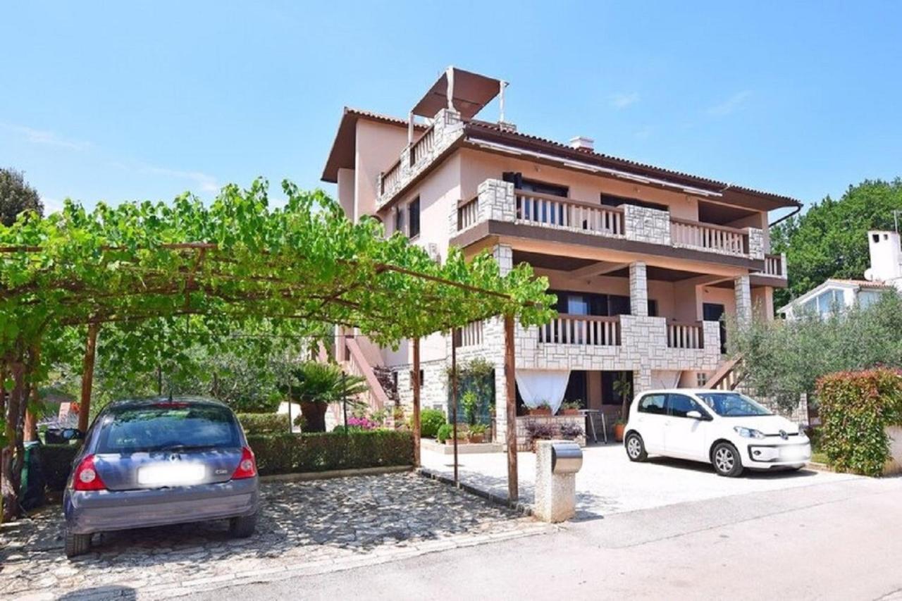Apartmani Sole Pjescana Uvala Extérieur photo