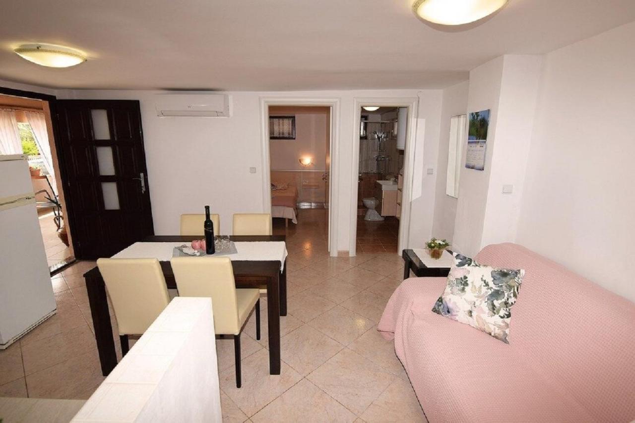Apartmani Sole Pjescana Uvala Extérieur photo